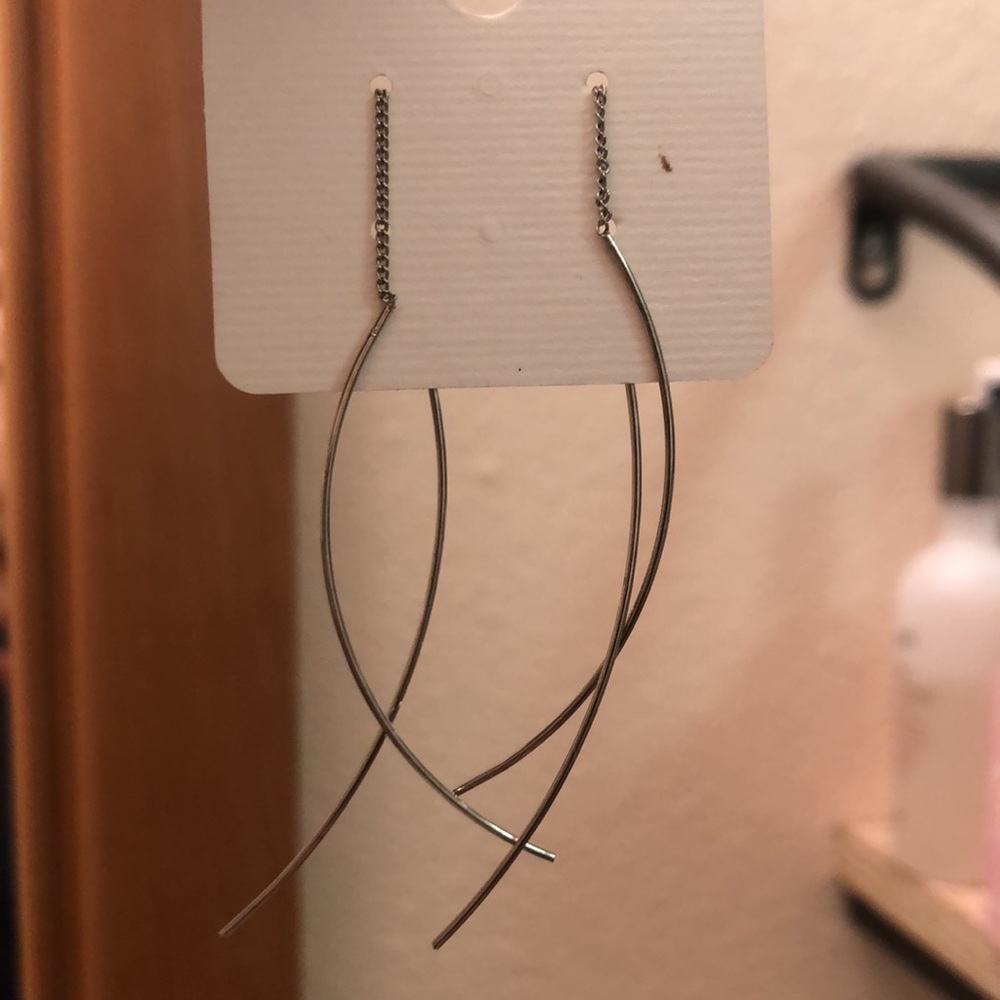 Simple earrings - Picture 2 of 2